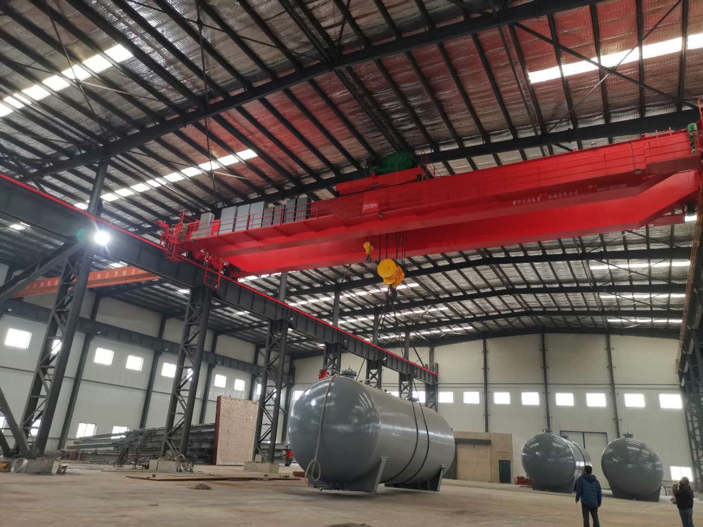 遼寧海盛機(jī)械制造有限公司200噸雙梁武漢橋式起重機(jī)